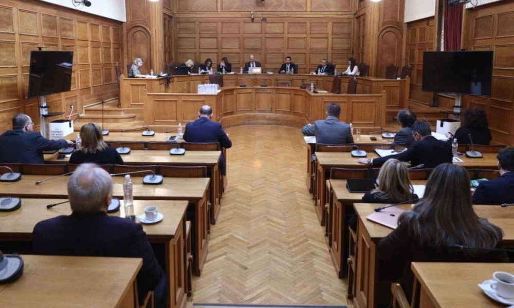 Τέμπη: Στη Βουλή διαβιβάστηκε η δικογραφία της Εισαγγελίας Εφετών Λάρισας